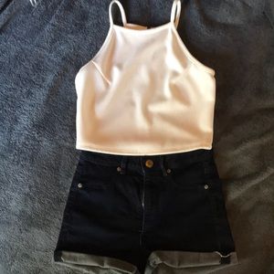 WHITE HALTER CROP TOP